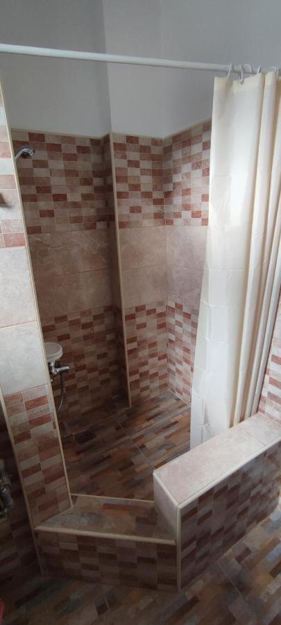 Appartement Menrat à Novi Sad Extérieur photo