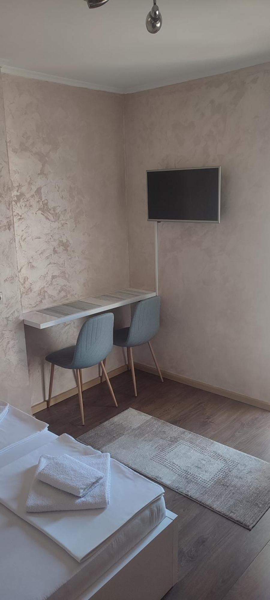 Appartement Menrat à Novi Sad Extérieur photo